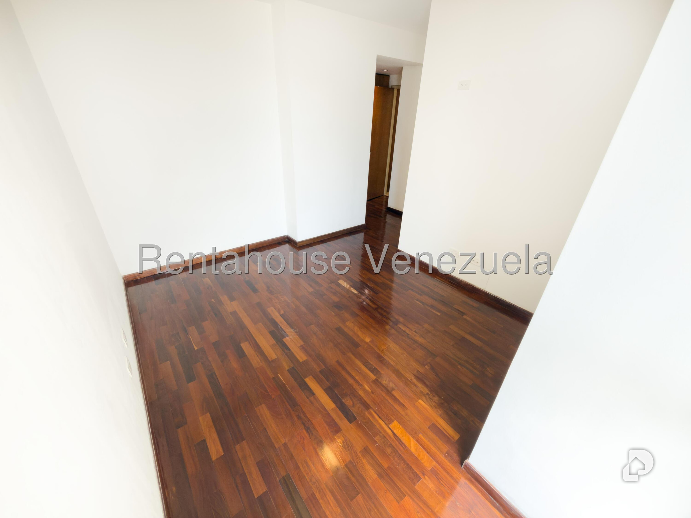 Apartamento en Lomas de Las Mercedes, Caracas