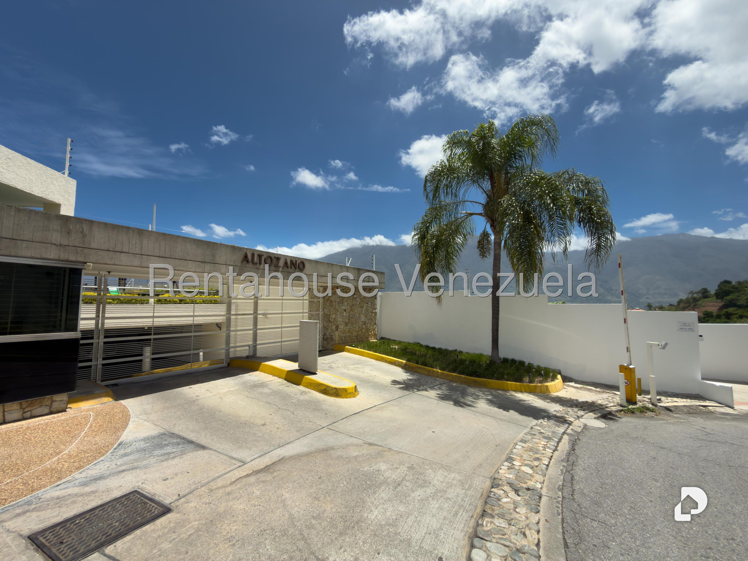 Apartamento en Lomas de Las Mercedes, Caracas