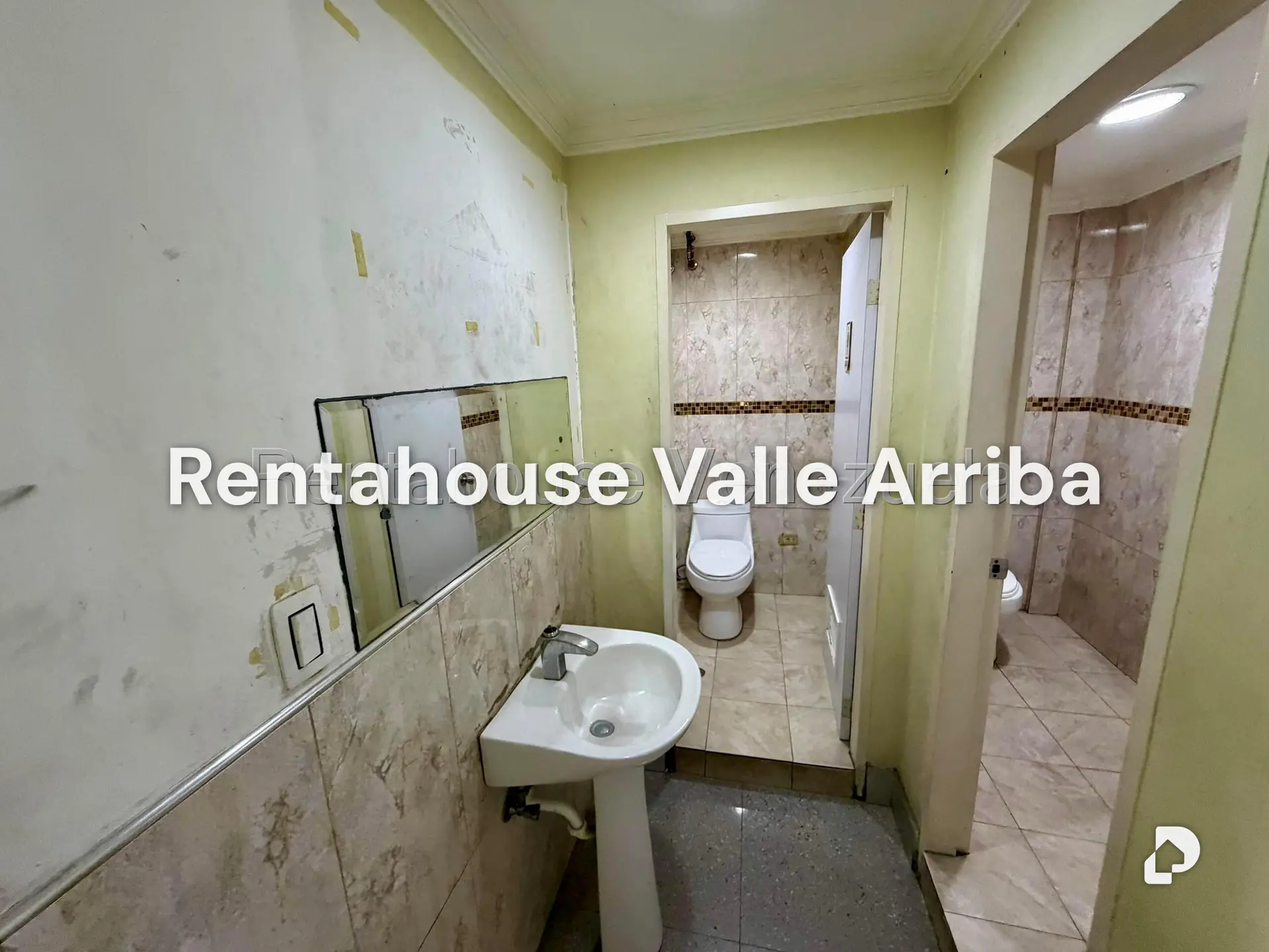 Local comercial en Los Rosales, Caracas – 11