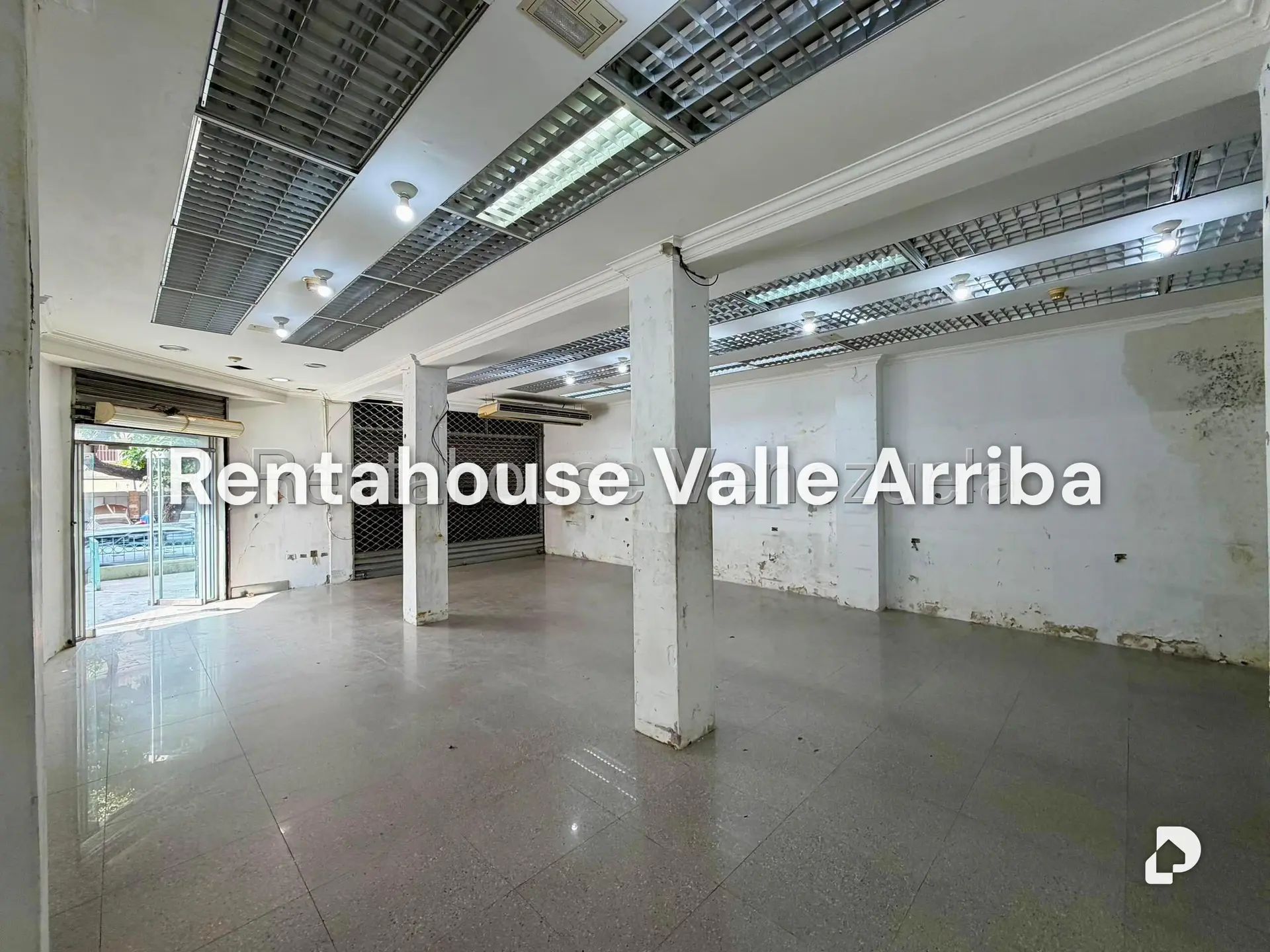 Local comercial en Los Rosales, Caracas – 4