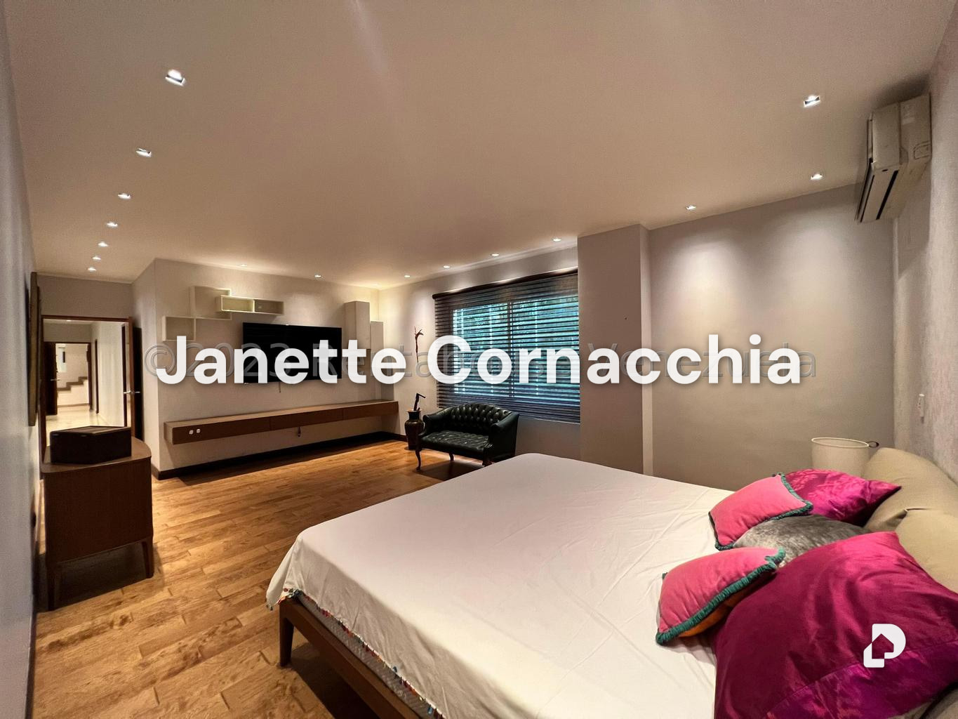 Apartamento en Campo Alegre, Caracas – 28