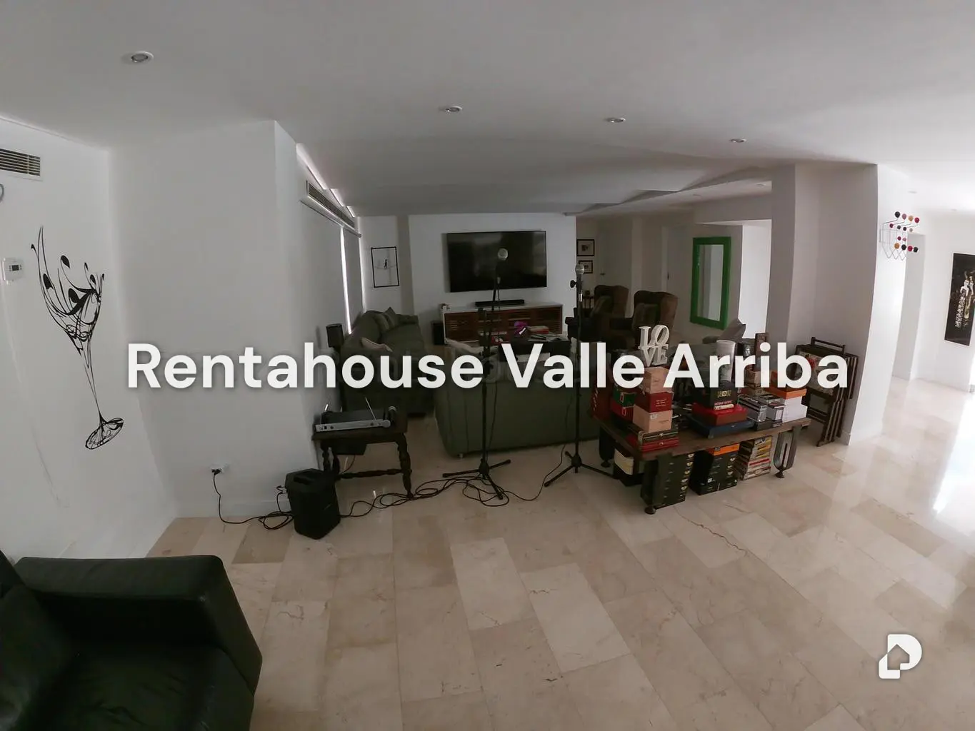 Apartamento en Los Palos Grandes, Caracas – 23