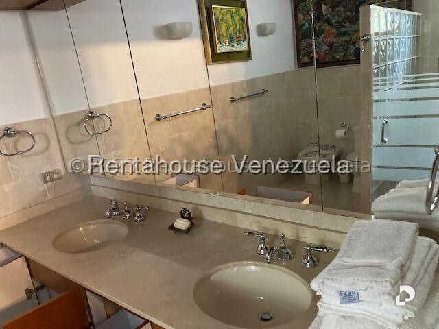 Casa en La Lagunita Country Club, Caracas – 19