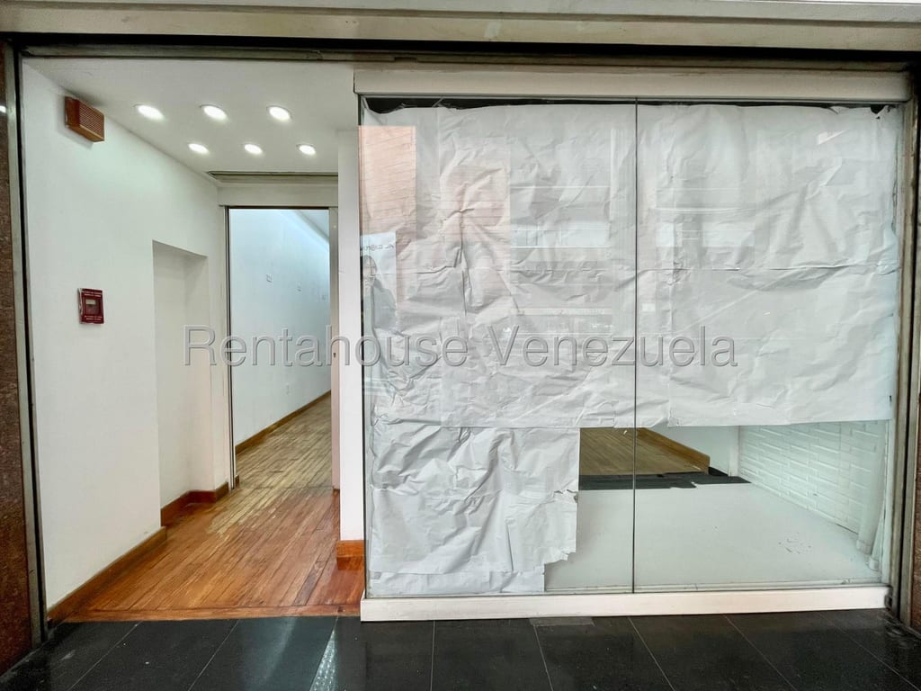 Local comercial en La Castellana, Caracas - 1