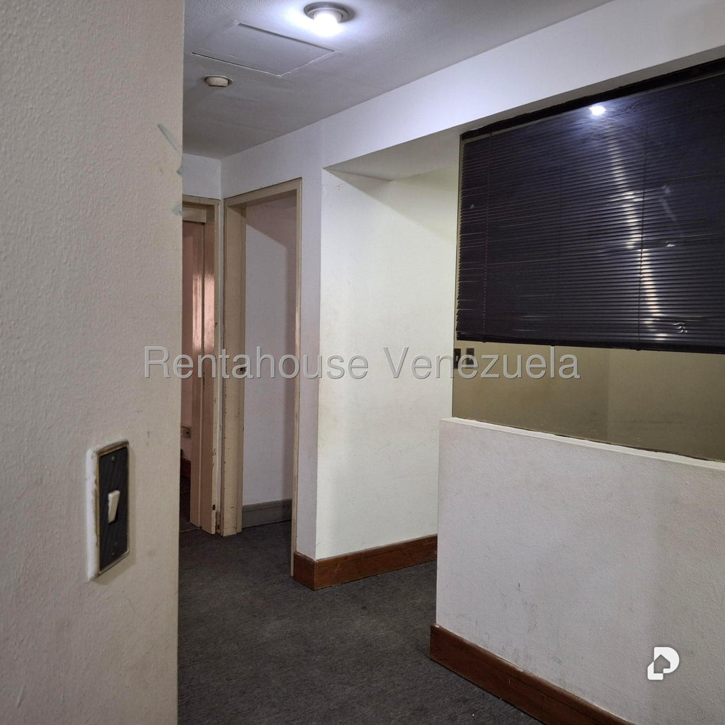 Oficina en Parroquia Catedral, Caracas – 6