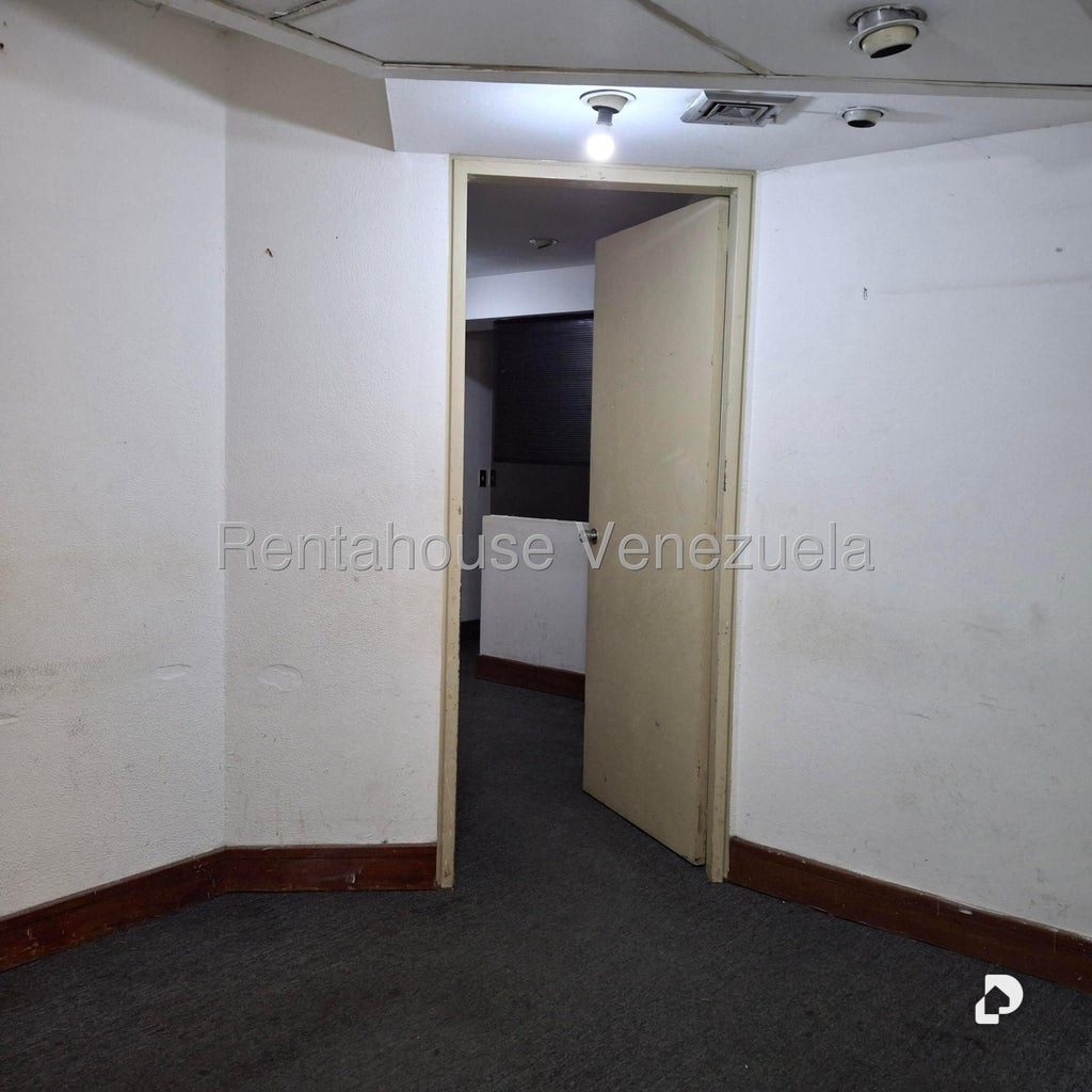 Oficina en Parroquia Catedral, Caracas – 4