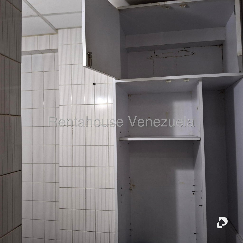 Oficina en Parroquia Catedral, Caracas – 27