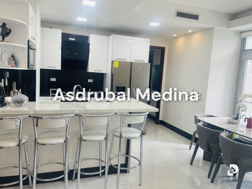 Apartamento en Santa Fe Sur, Caracas – 4