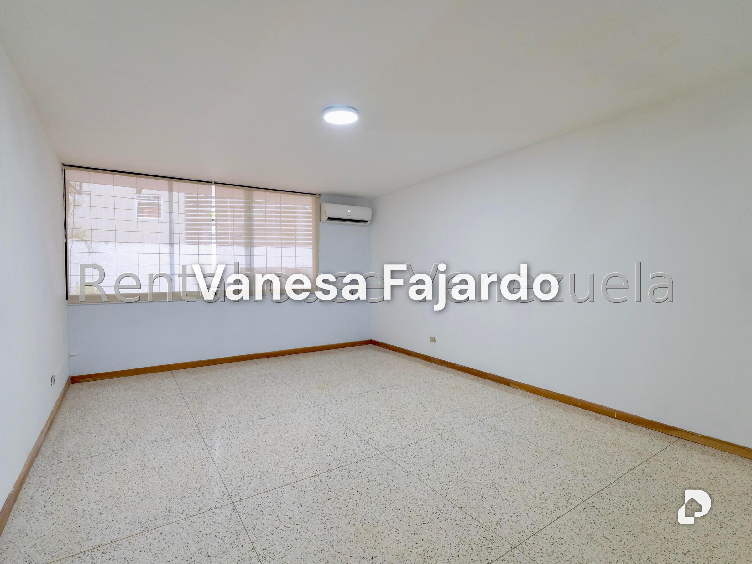 Terreno en Los Naranjos de las Mercedes, Caracas – 22