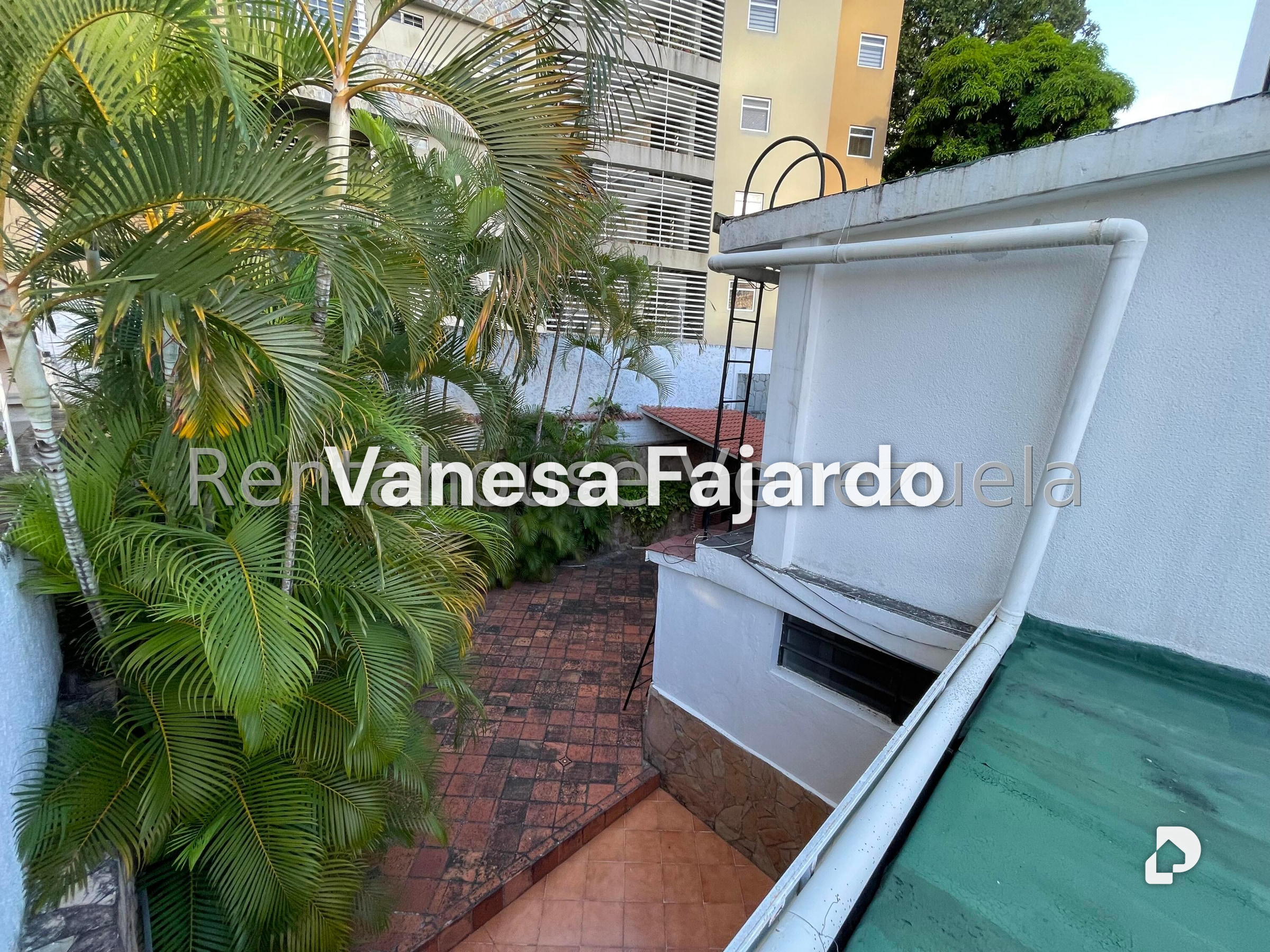 Terreno en Los Naranjos de las Mercedes, Caracas – 29