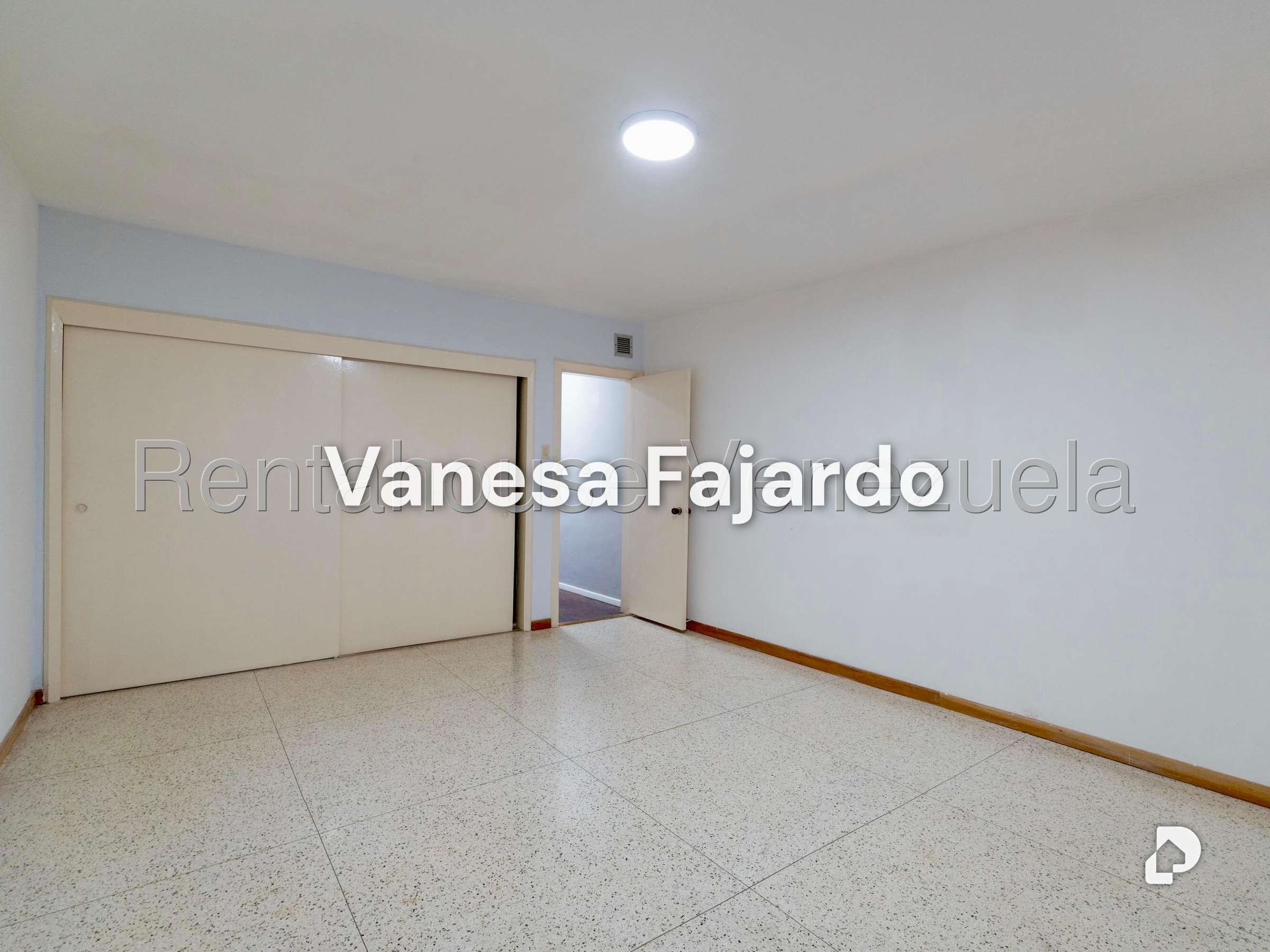 Terreno en Los Naranjos de las Mercedes, Caracas – 20