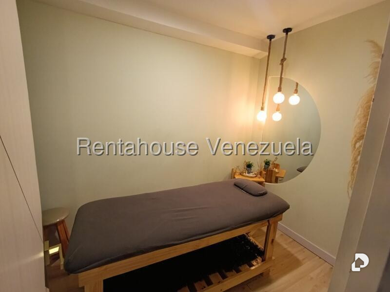 Local comercial en El Recreo, Caracas – 22