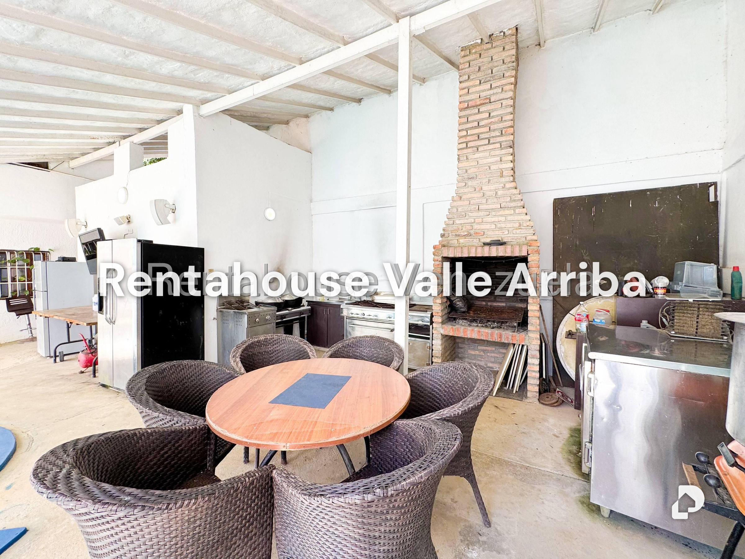 House in El Hatillo, Caracas – 18