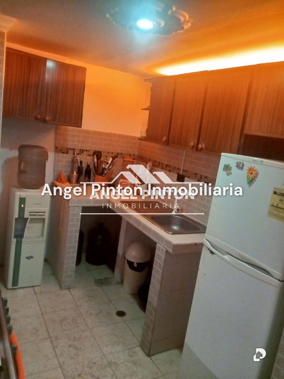 Apartamento en Rafael Urdaneta, Maracaibo – 3