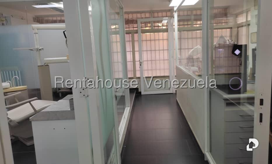 Oficina en Los Dos Caminos, Caracas – 6