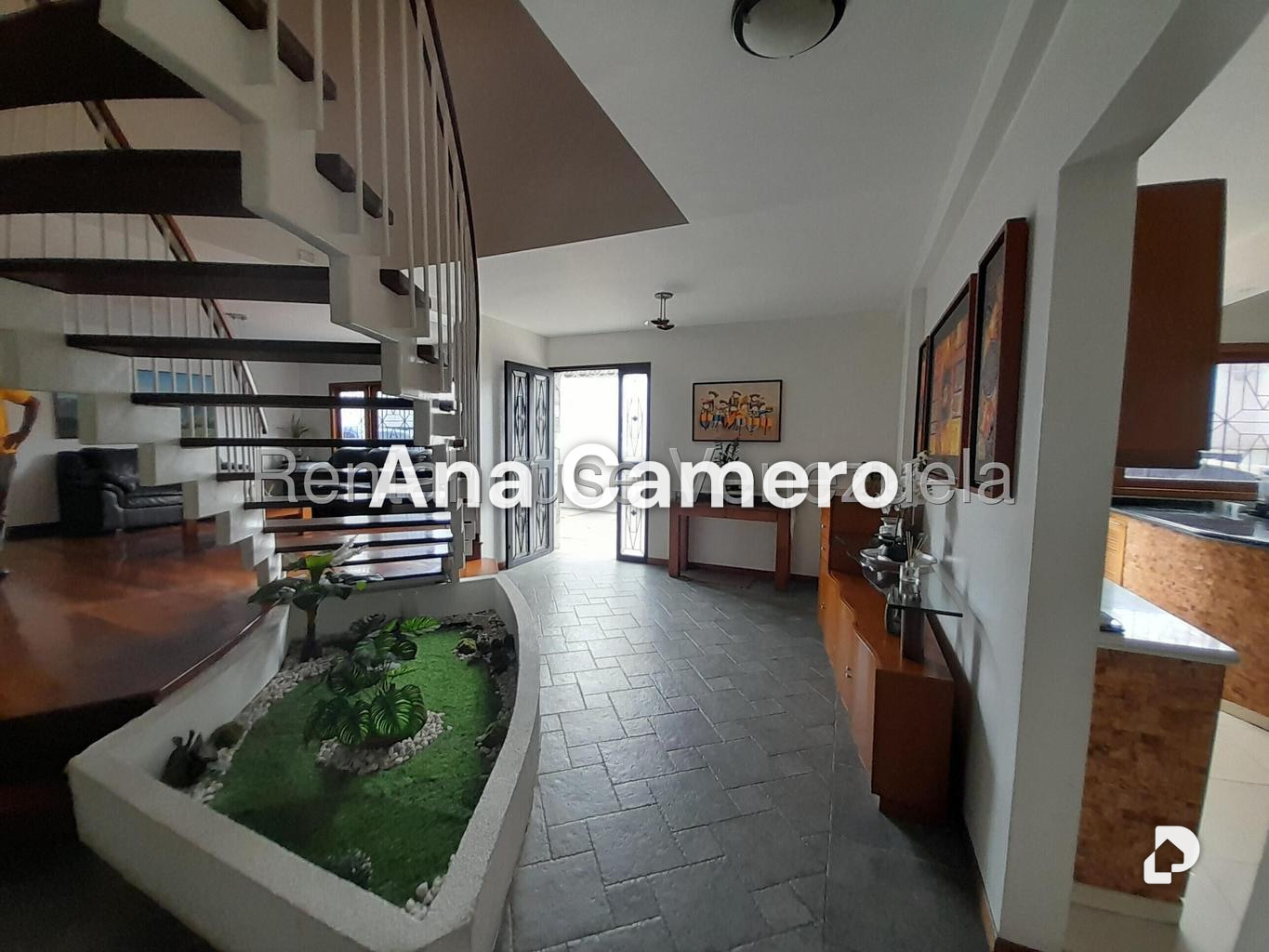 Casa en Colinas de Bello Monte, Caracas – 26