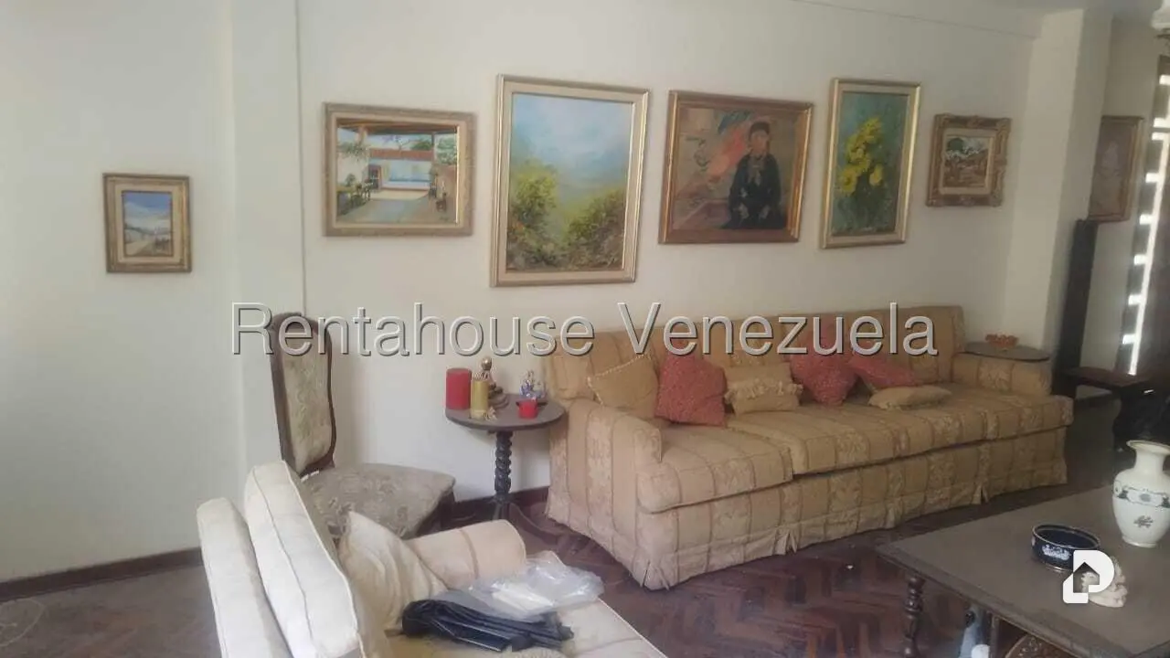 Casa en San Luis, Caracas – 22
