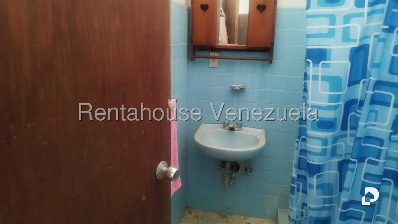 Casa en San Luis, Caracas – 32