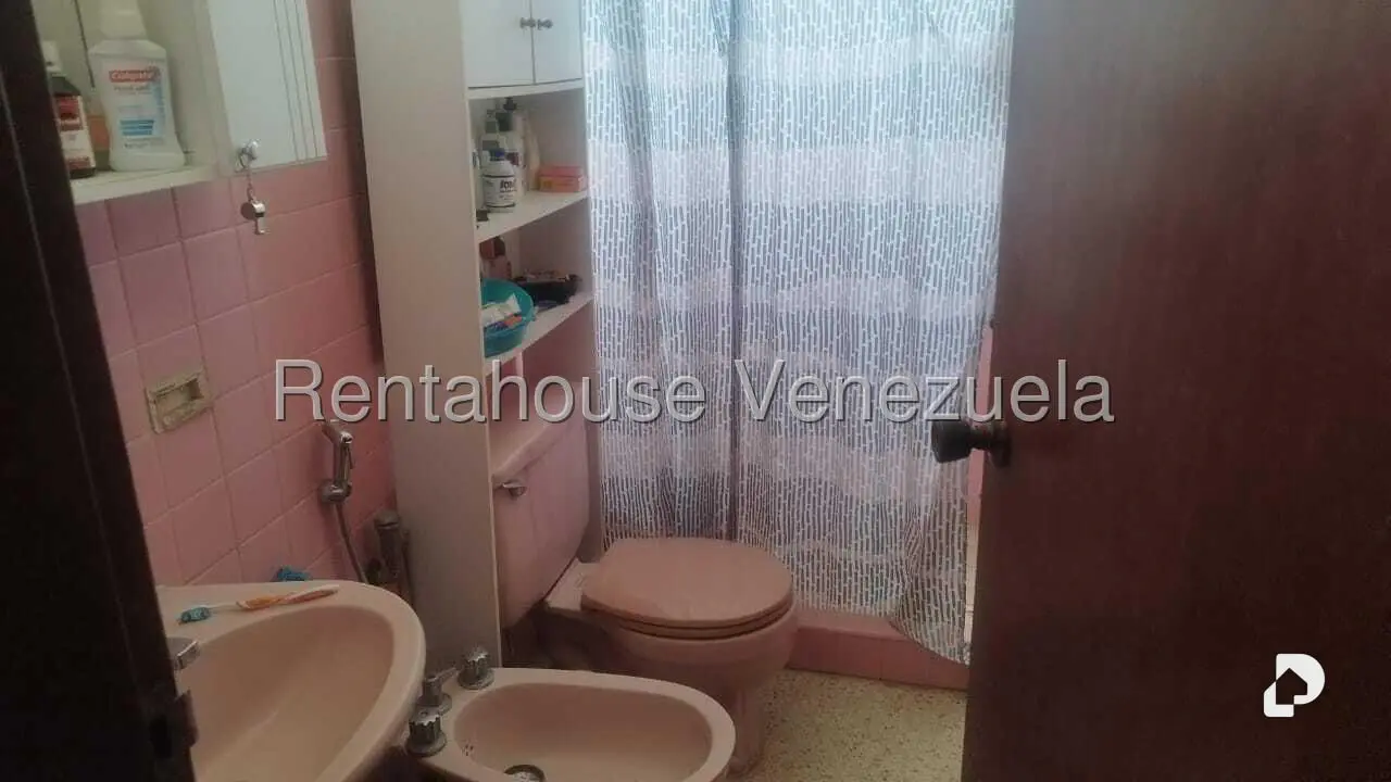 Casa en San Luis, Caracas – 28