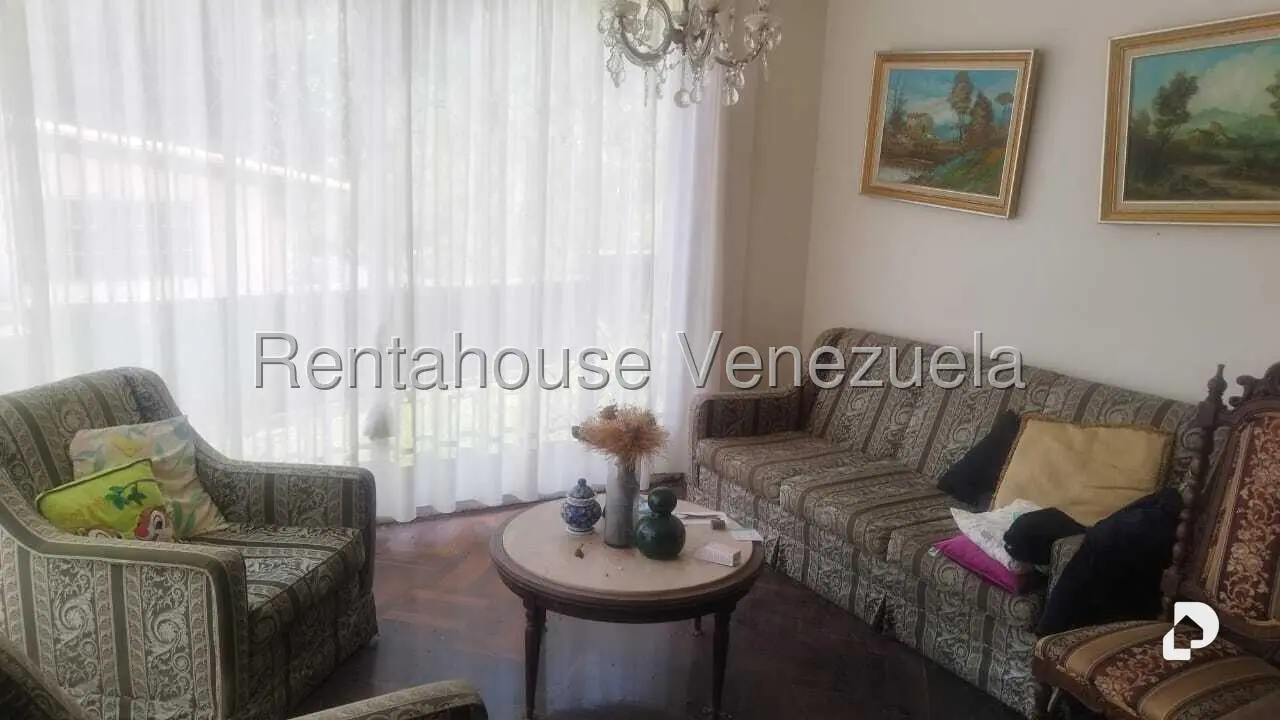 Casa en San Luis, Caracas – 13