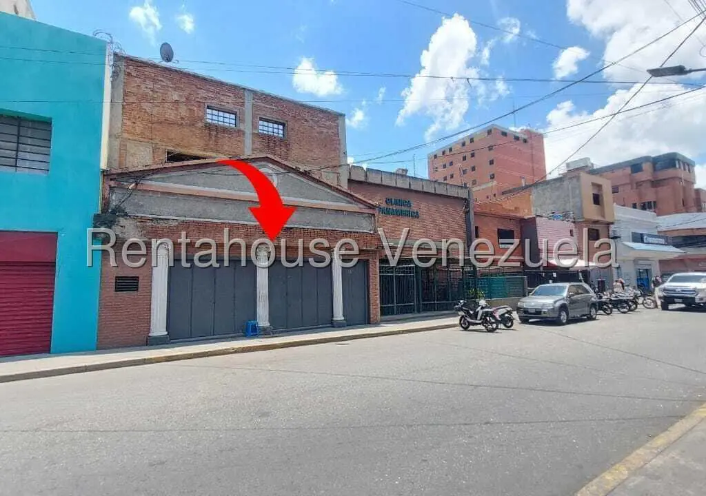 Commercial space in Catia, Caracas - 1