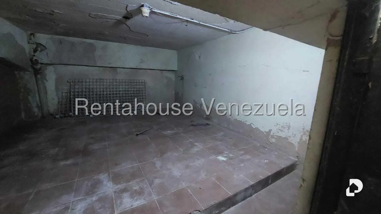 Local comercial en Catia, Caracas – 29