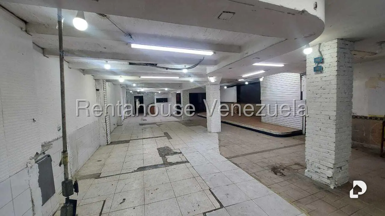 Local comercial en Catia, Caracas – 14