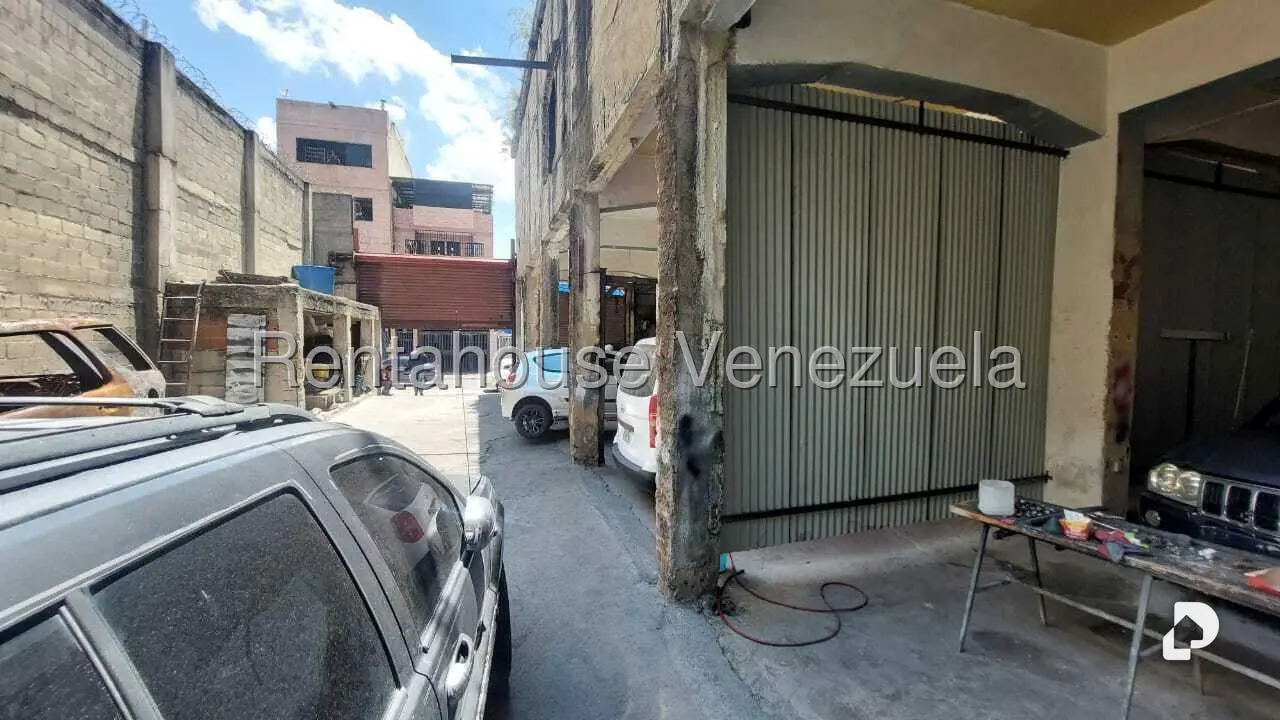 Local comercial en Catia, Caracas – 19