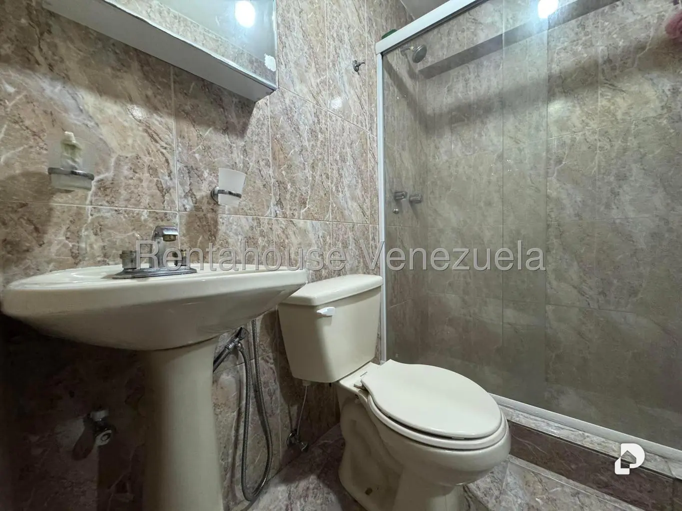 Apartamento en Santa Inés, Caracas – 22