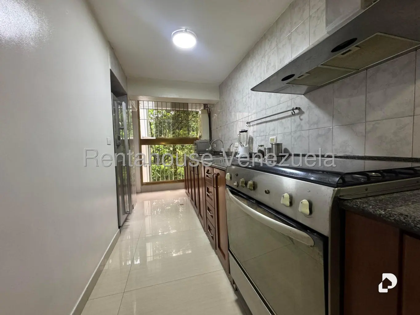 Apartamento en Santa Inés, Caracas – 14