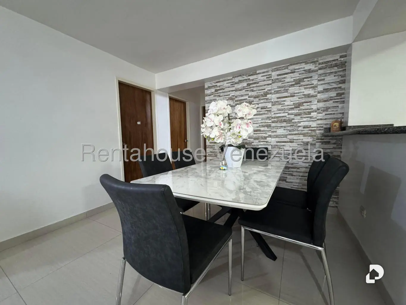 Apartamento en Santa Inés, Caracas – 10