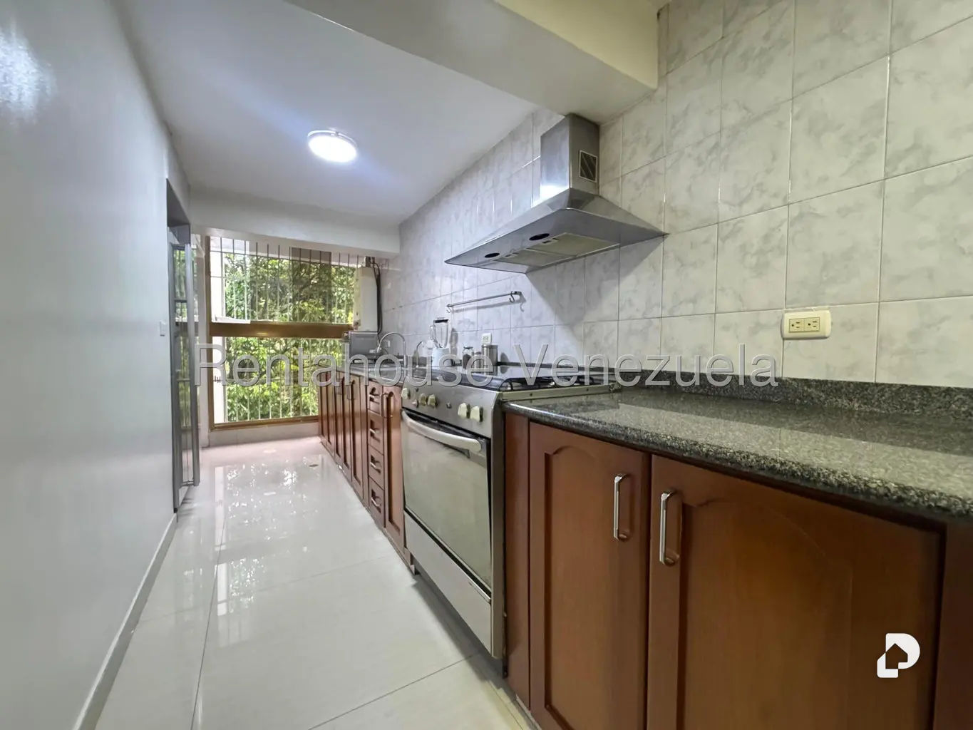 Apartamento en Santa Inés, Caracas – 13