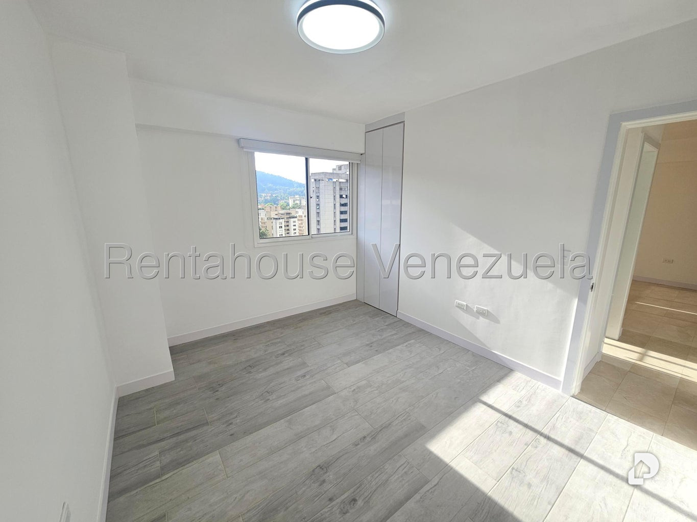 Apartamento en La Boyera, Caracas – 12