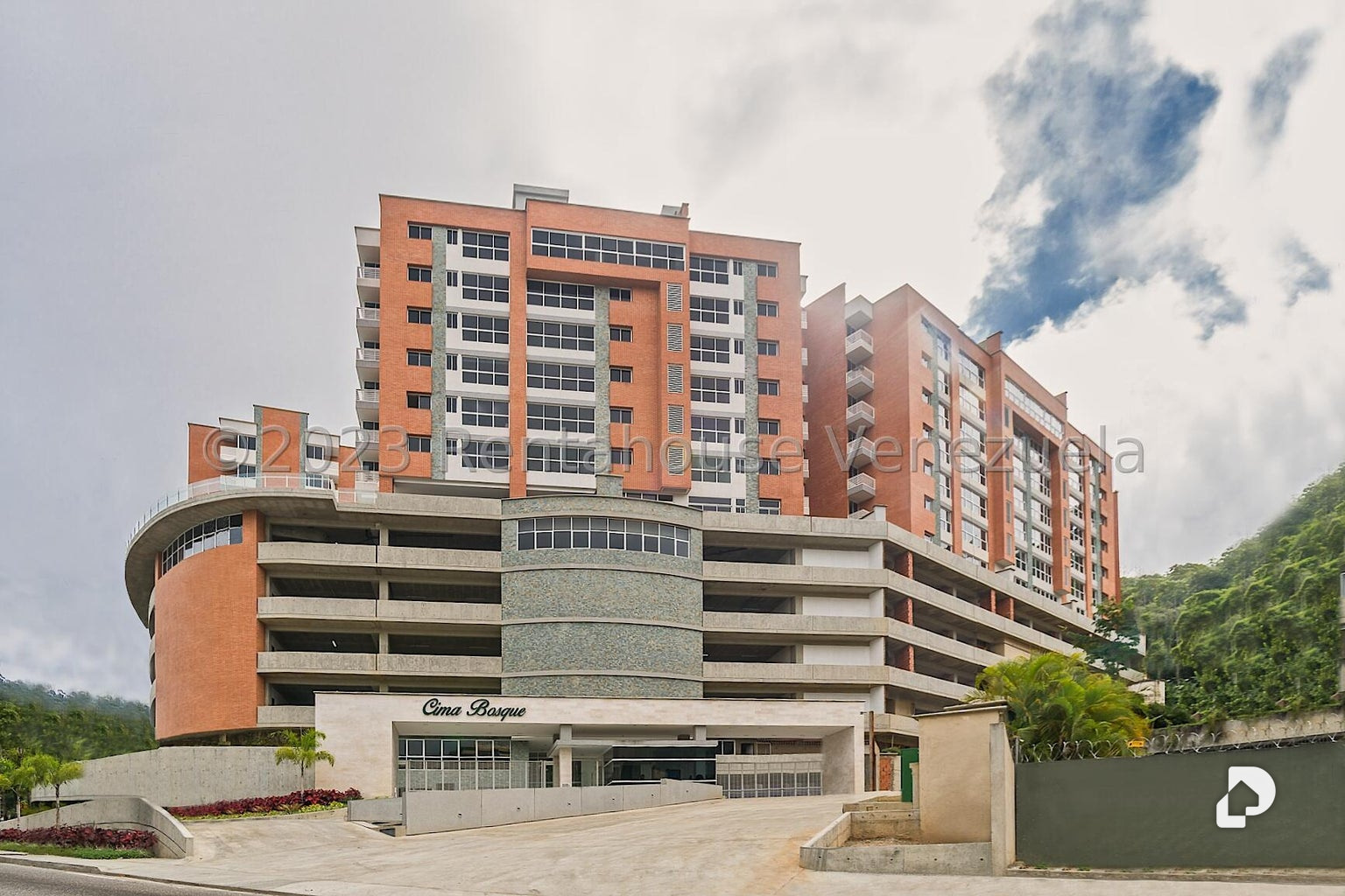 Apartamento en La Boyera, Caracas – 1