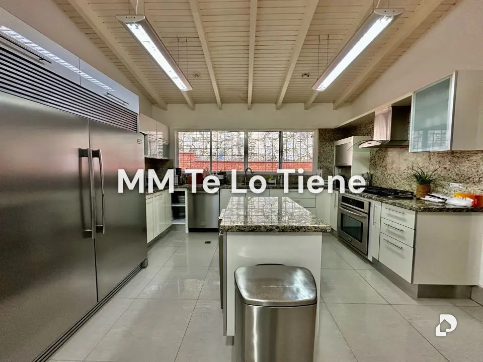Casa en La Lagunita, Caracas – 13