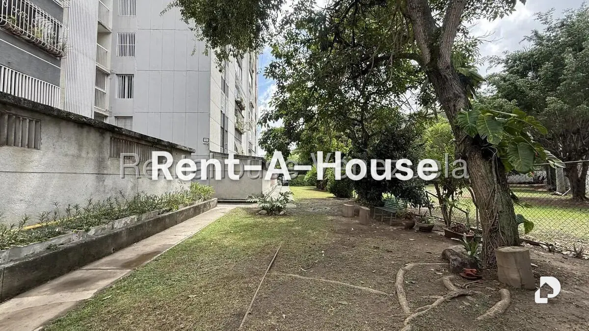 Apartamento en La Trinidad, Caracas – 13