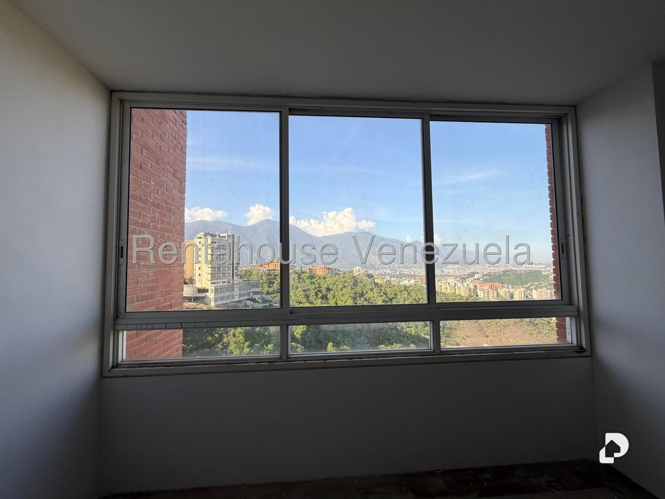 Apartamento en Mirador de Los Campitos, Caracas – 12