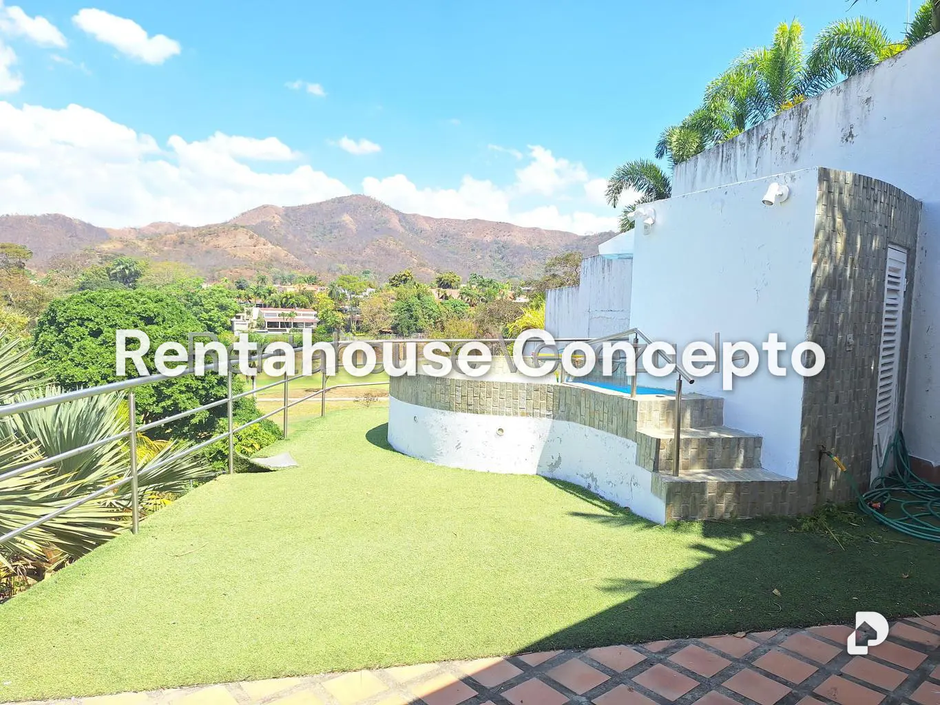 House in Altos de Guataparo, Valencia – 11