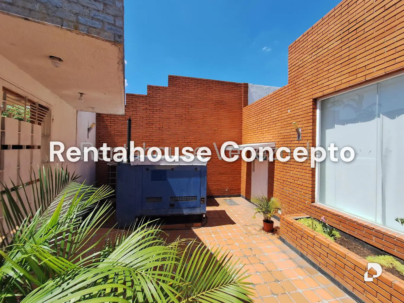 House in Altos de Guataparo, Valencia – 21