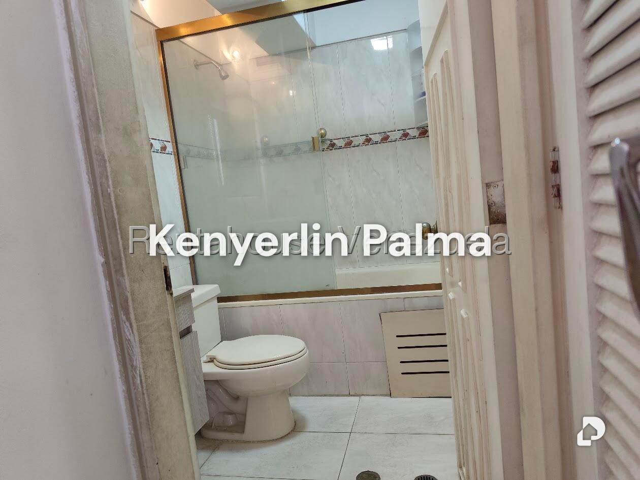 Apartamento en El Rosal, Caracas – 13
