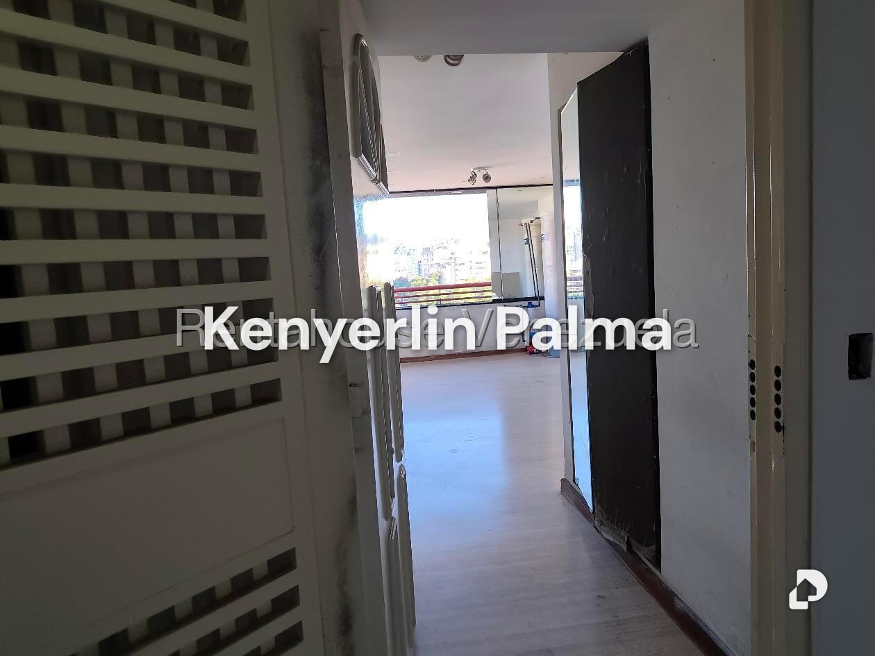 Apartamento en El Rosal, Caracas – 7