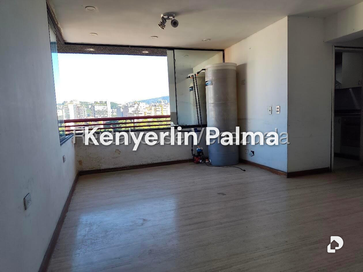 Apartamento en El Rosal, Caracas – 8