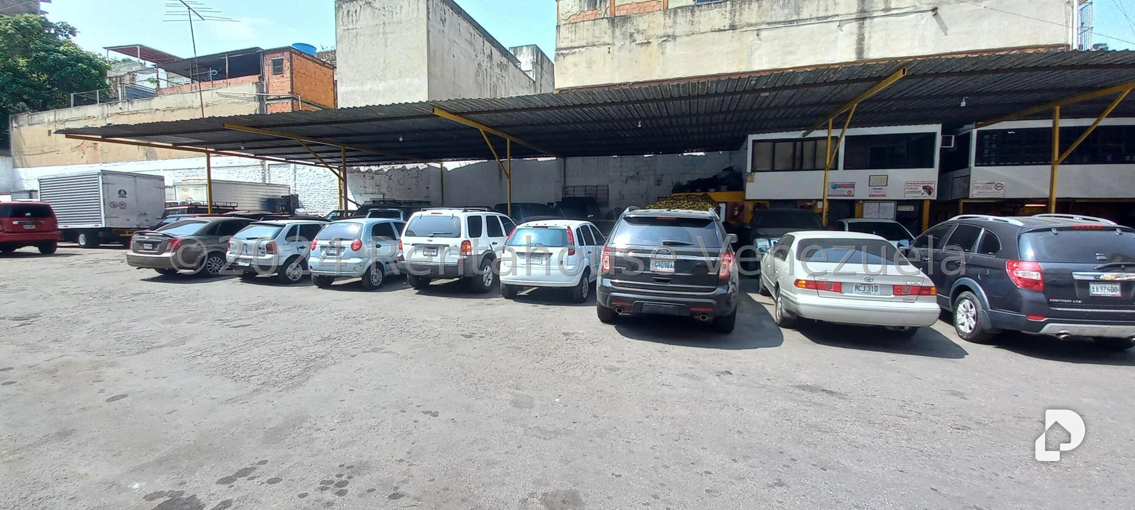 Terreno en Catia, Caracas – 25