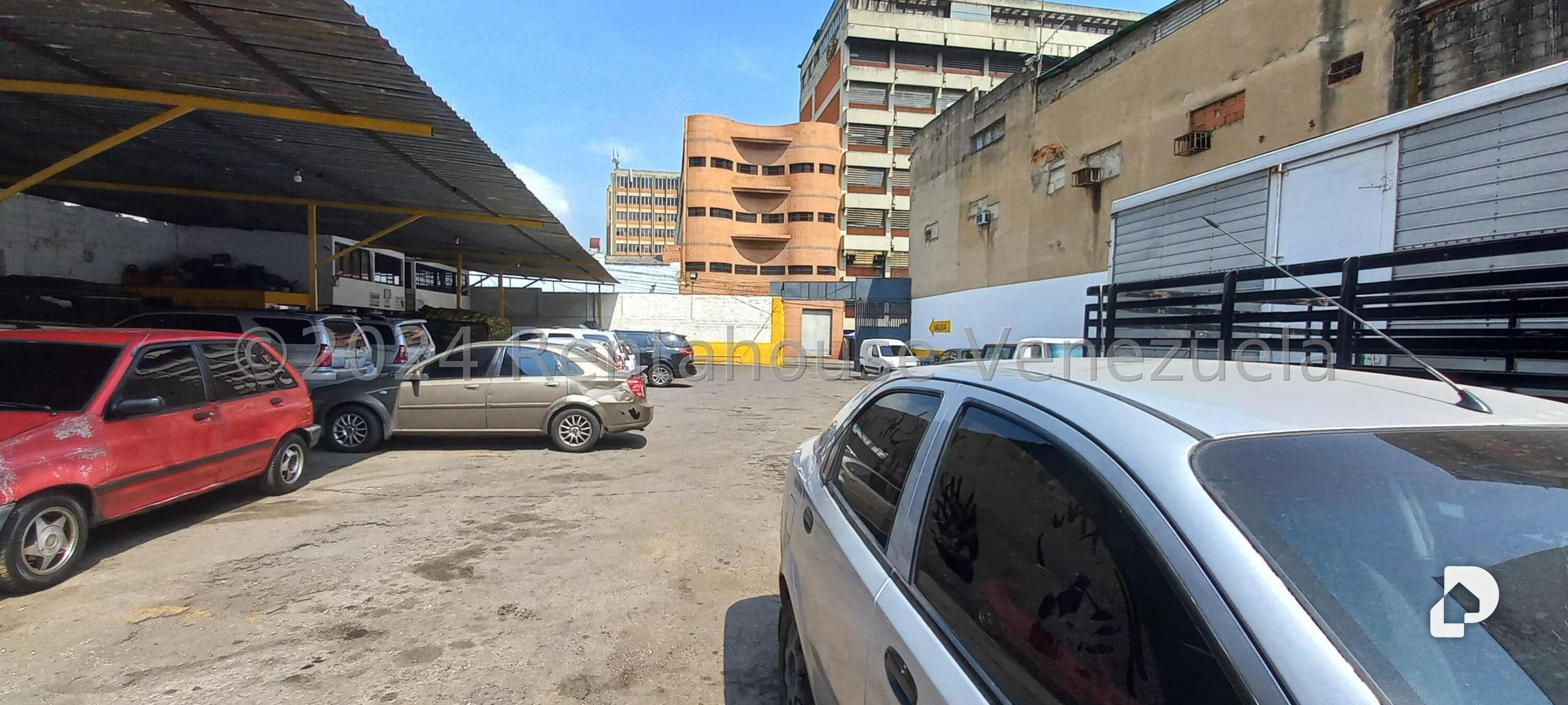 Terreno en Catia, Caracas – 22