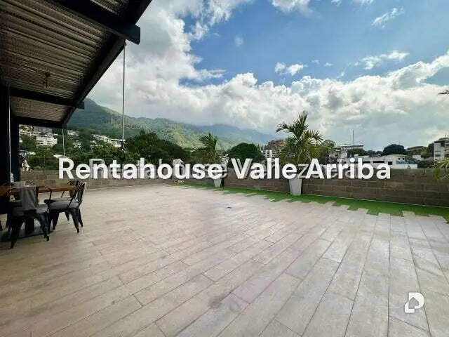 Local comercial en La Florida, Caracas – 27