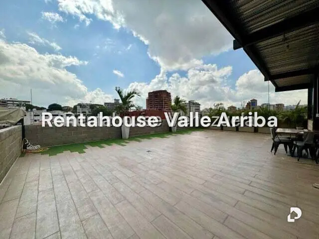 Local comercial en La Florida, Caracas – 26