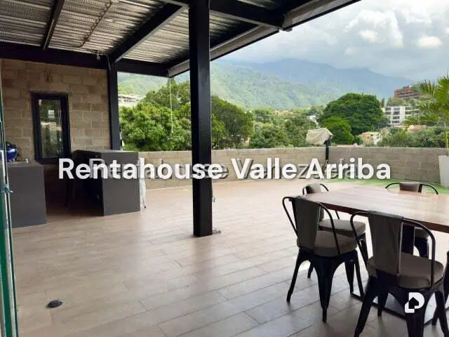 Local comercial en La Florida, Caracas – 18