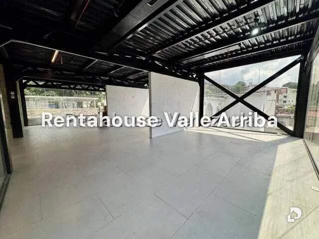 Local comercial en La Florida, Caracas – 11