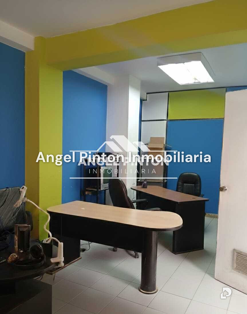 Oficina en Santa Rita, Maracaibo – 1