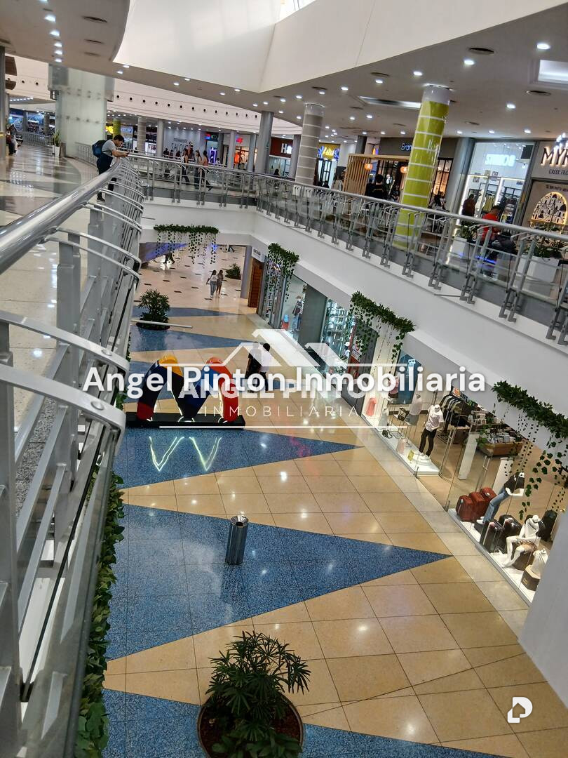 Local comercial en Avenida Goajira, Maracaibo – 13